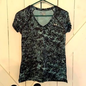 Women’s small Under Armour top